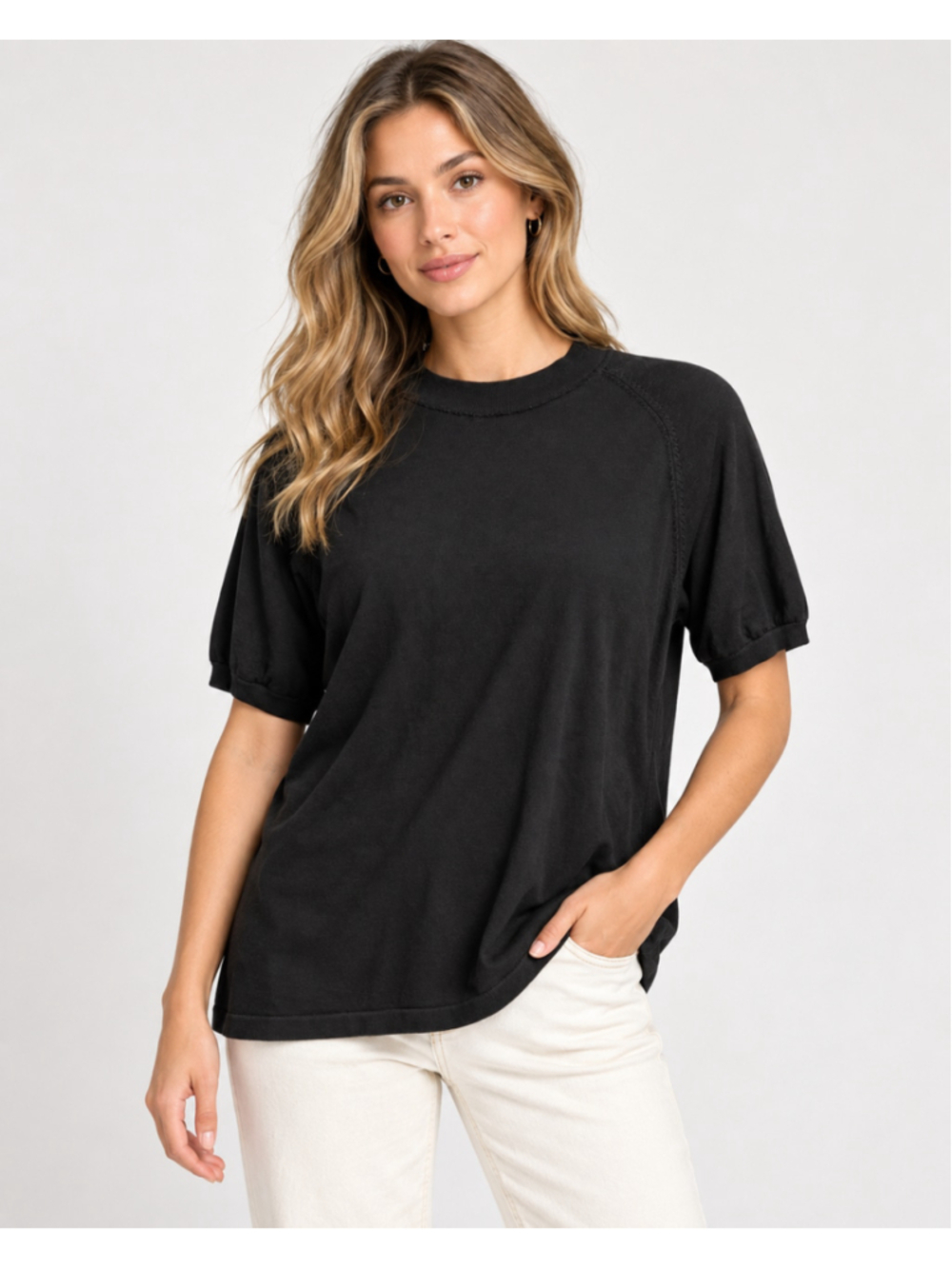 Anthology Black 100% Silk Short Sleeve Knit Top Women’s Size M – Front Neck Flaw